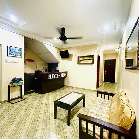 Daily Inn Hotel Mersing Eksteriør billede