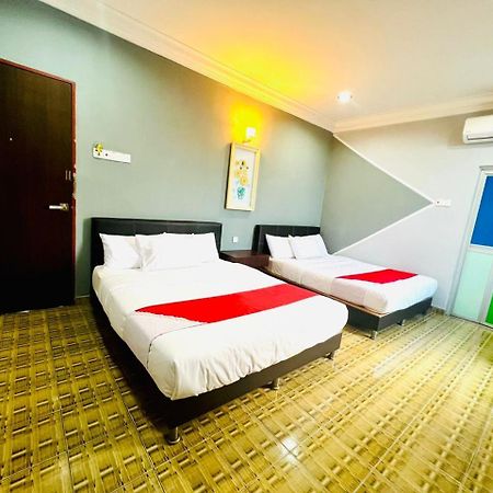 Daily Inn Hotel Mersing Eksteriør billede