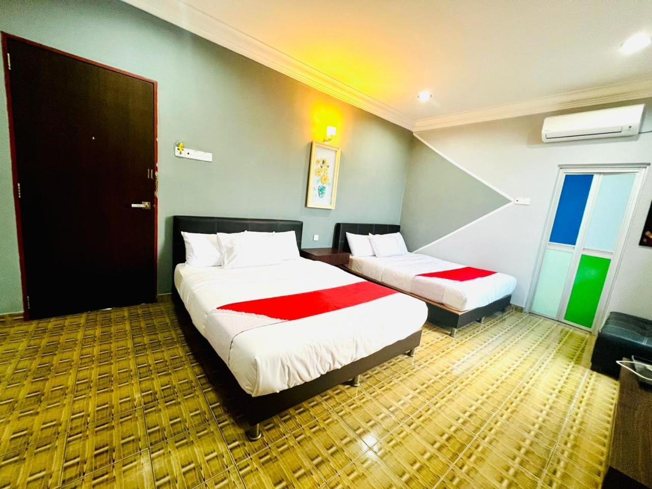 Daily Inn Hotel Mersing Eksteriør billede